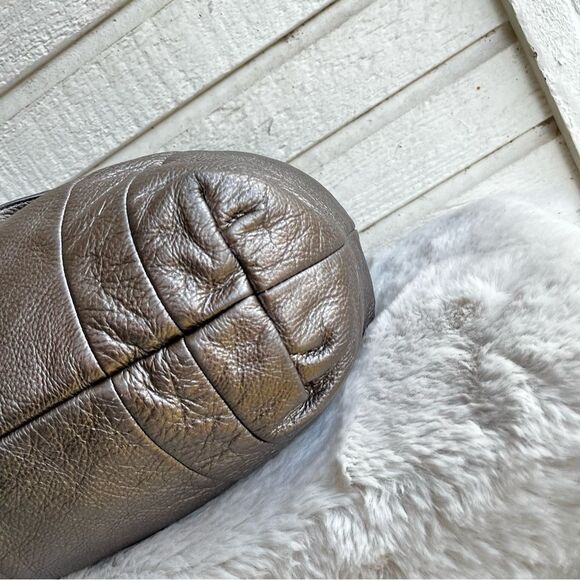 MICHAEL KORS Silver Metallic Lillie Fulton Tote Shoulder Bag - Picture 7 of 10